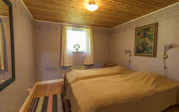 Schlafzimmer mit 2 Einzelbetten Ferienhaus Älgen