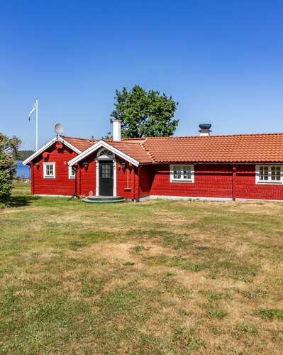 Ferienhaus Ängstugan am See mit Sauna