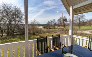 Terrasse mit Blick auf das Wasser Ferienhaus Annelund