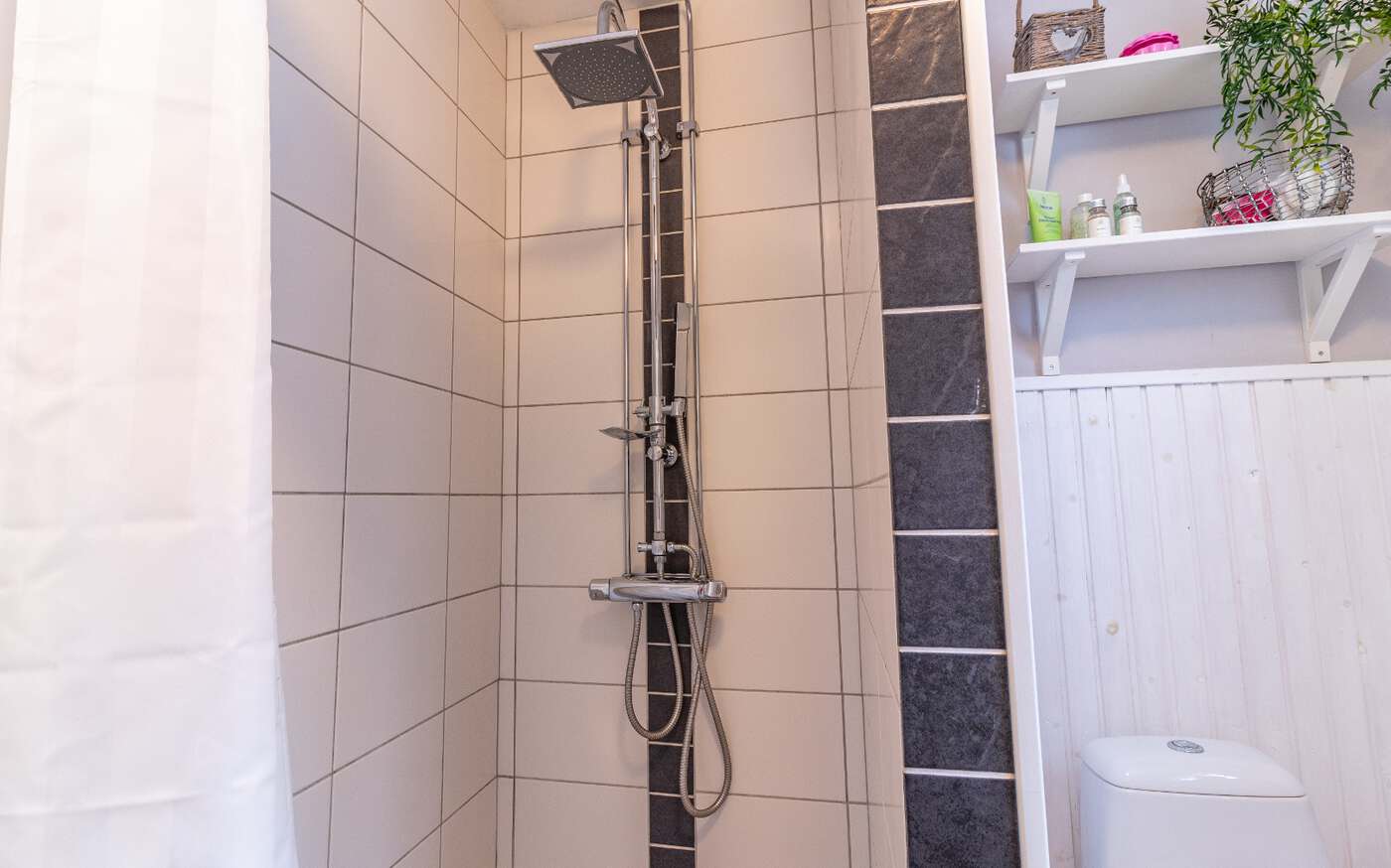 Appellund am Ortsrand von Fågelfors – bild 12 av 21
