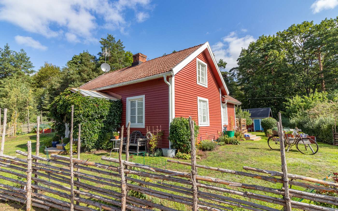 Appellund am Ortsrand von Fågelfors – bild 2 av 21