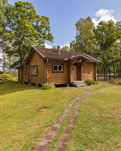 Ferienhaus Baldershage mit Seegrundstück