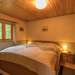 Schlafzimmer mit Doppelbett Ferienhaus Björkholmen