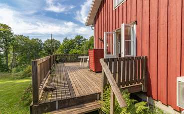 Seitliche Terrasse Ferienhaus Bredhult