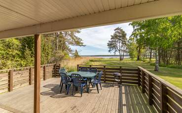 Terrasse mit Blick auf die Ostsee Ferienhaus Byxelkrok 16