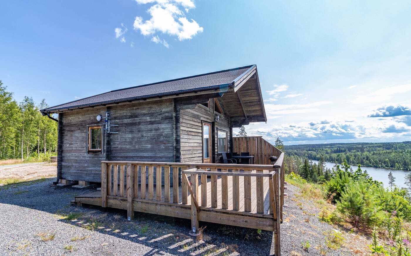 Götskögle Älgen am See in Südschweden – bild 2 av 15