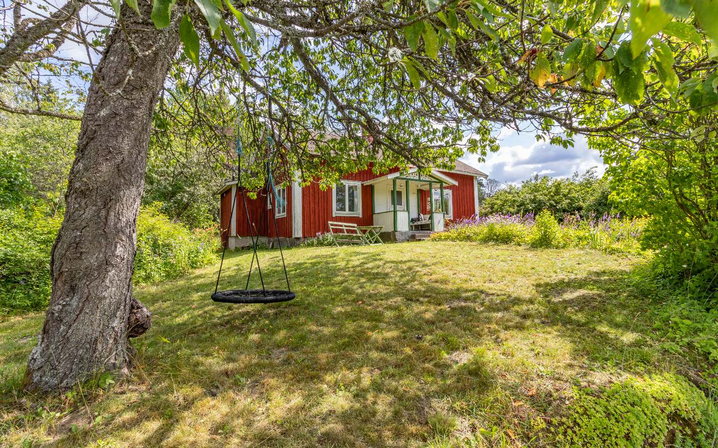 Grönaberg in ruhiger Lage in Småland – bild 2 av 16