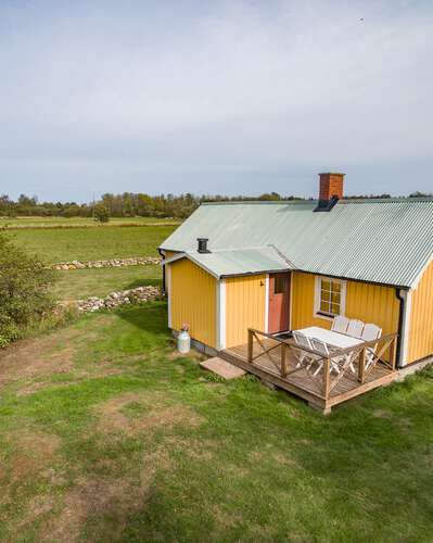 Terrasse vom Ferienhaus Gula Stugan bei Köpingsvik