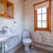 Bad mit WC und Dusche Ferienhaus Gunnebo