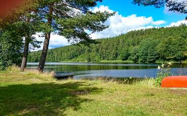 Garten am See Ferienhaus Hällefors