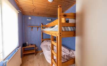 Gästehaus Schlafzimmer mit Etagenbett Ferienhaus Hällevik