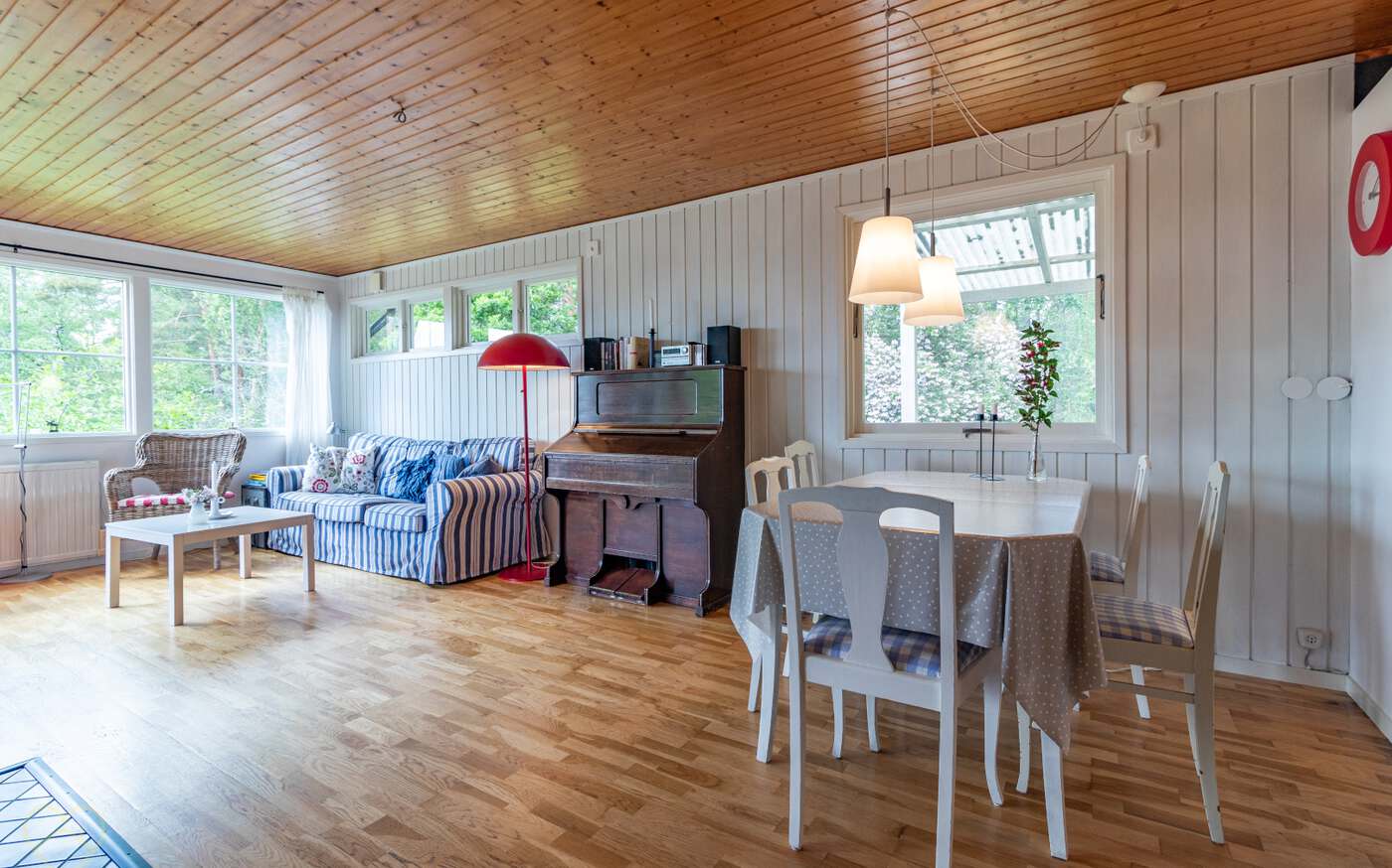 Holmsvik auf der Halbinsel Oknö bei Mönsterås – bild 2 av 16