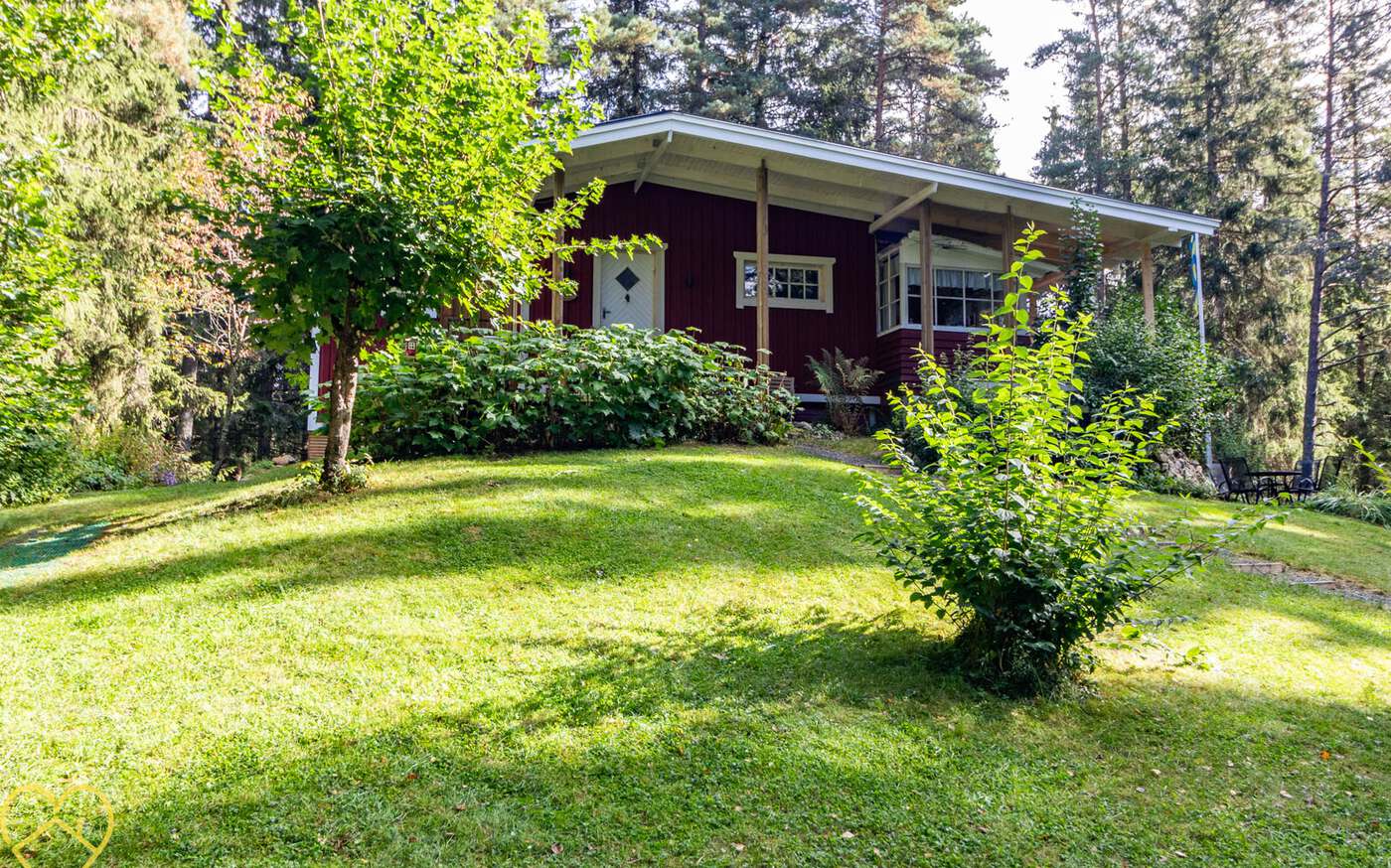 Hvilan in einsamer Lage am See – bild 3 av 24
