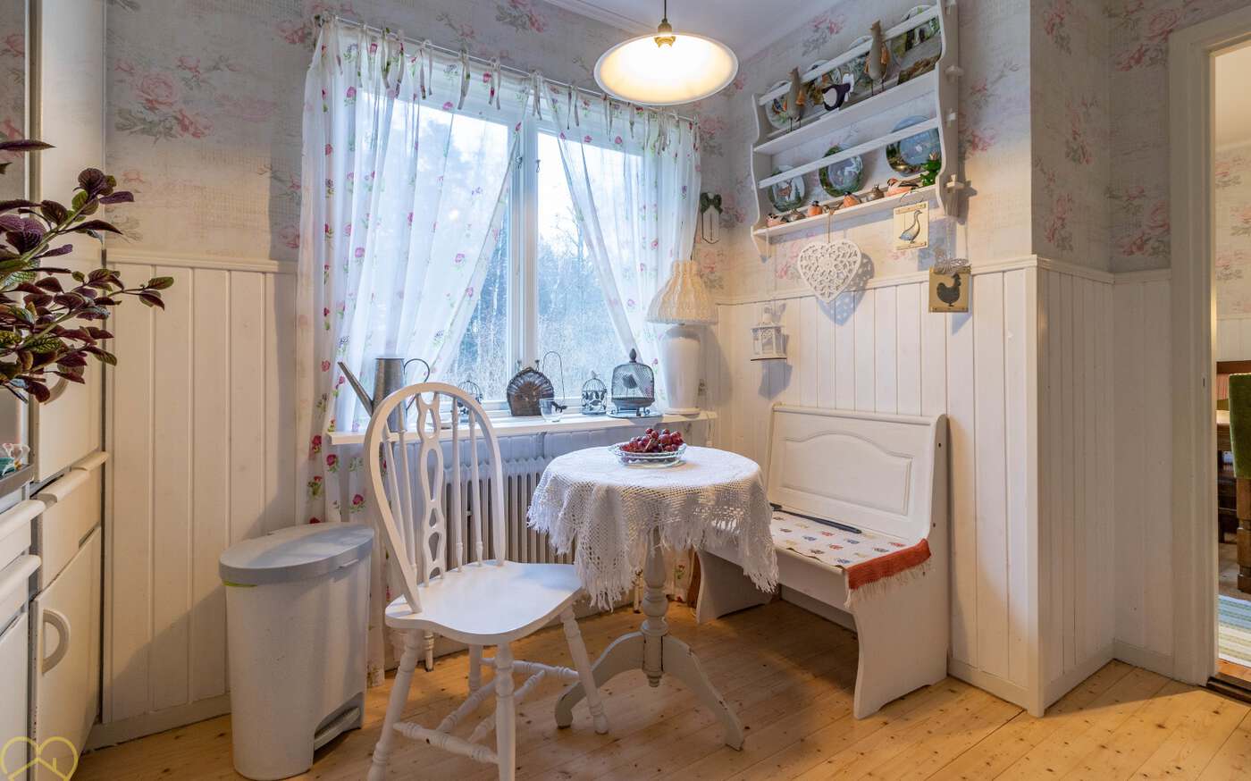 Kolstigen am Ortsrand von Fågelfors – bild 8 av 15