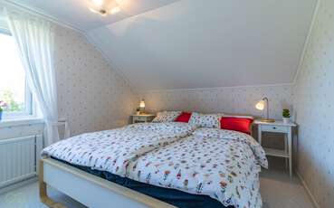 Schlafzimmer mit Doppelbett Ferienhaus Lille