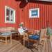 Terrasse mit Holzmöbel Ferienhaus Lille