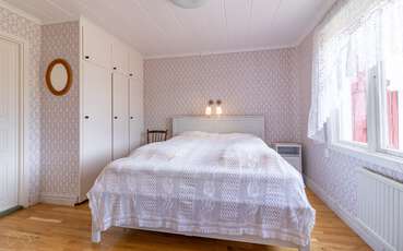 Schlafzimmer mit Doppelbett Ferienhaus Lilla Gård