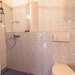 Bad mit Dusche und WC Ferienhaus Lilla Ryd