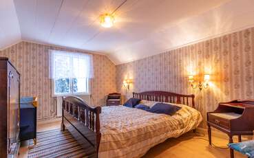 Schlafzimmer mit Doppelbett Ferienhaus Rosdala