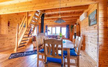Ess- und Wohnbereich Ferienhaus Saltkråkan