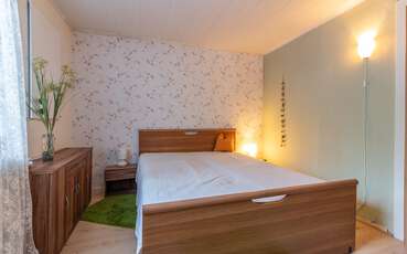 Schlafzimmer mit Doppelbett Ferienhaus Sol