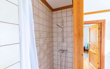 Zweites Bad mit Dusche Ferienhaus Solvalla