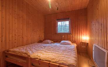 Schlafzimmer mit zwei Einzelbetten Ferienhaus Stora Hagasjön