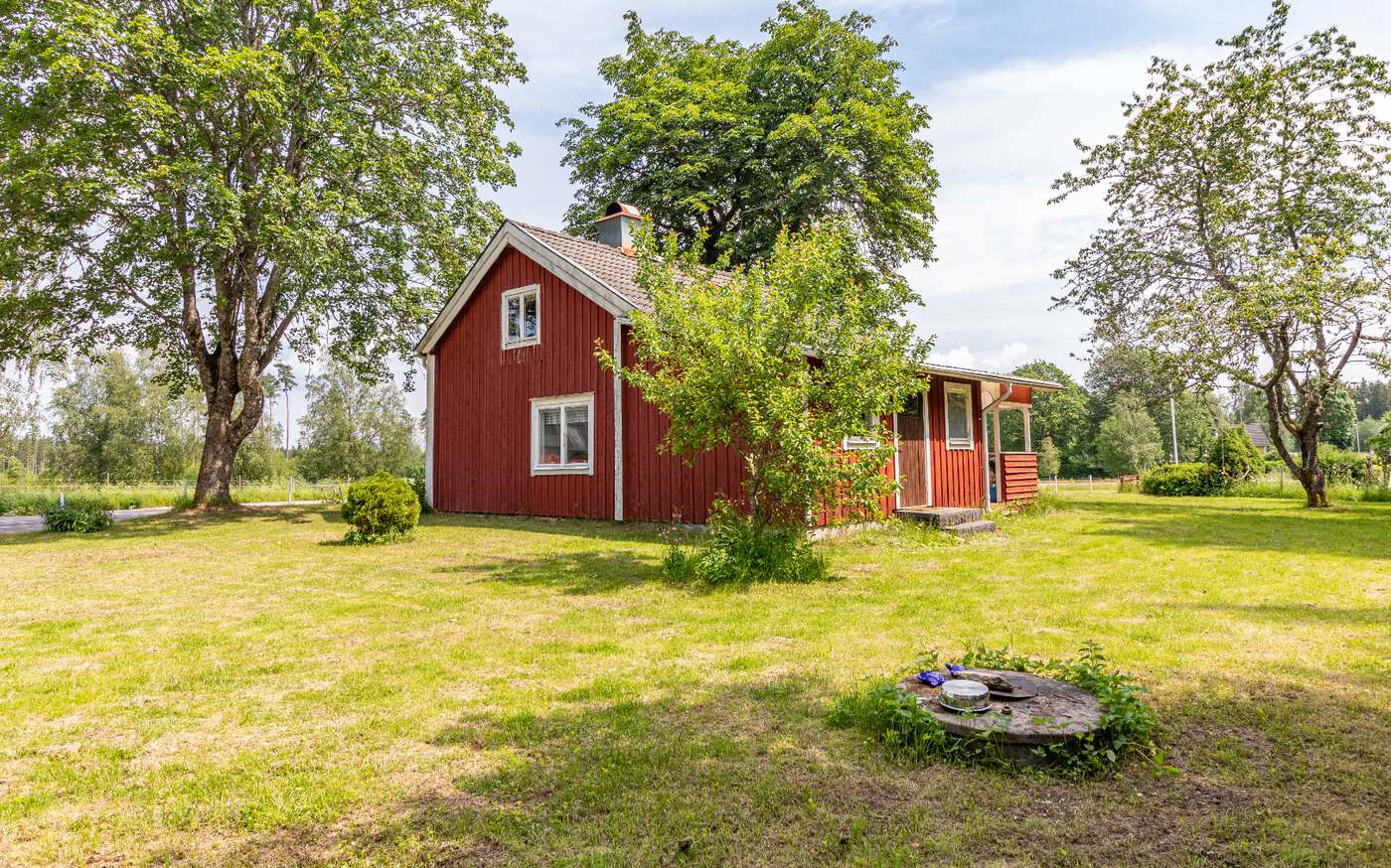 Stubbalycke in ruhiger Lage bei Virestad – bild 2 av 19