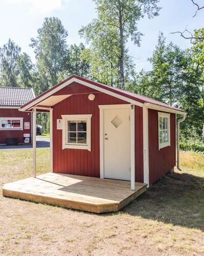 Campingstuga Törestorp direkt am See