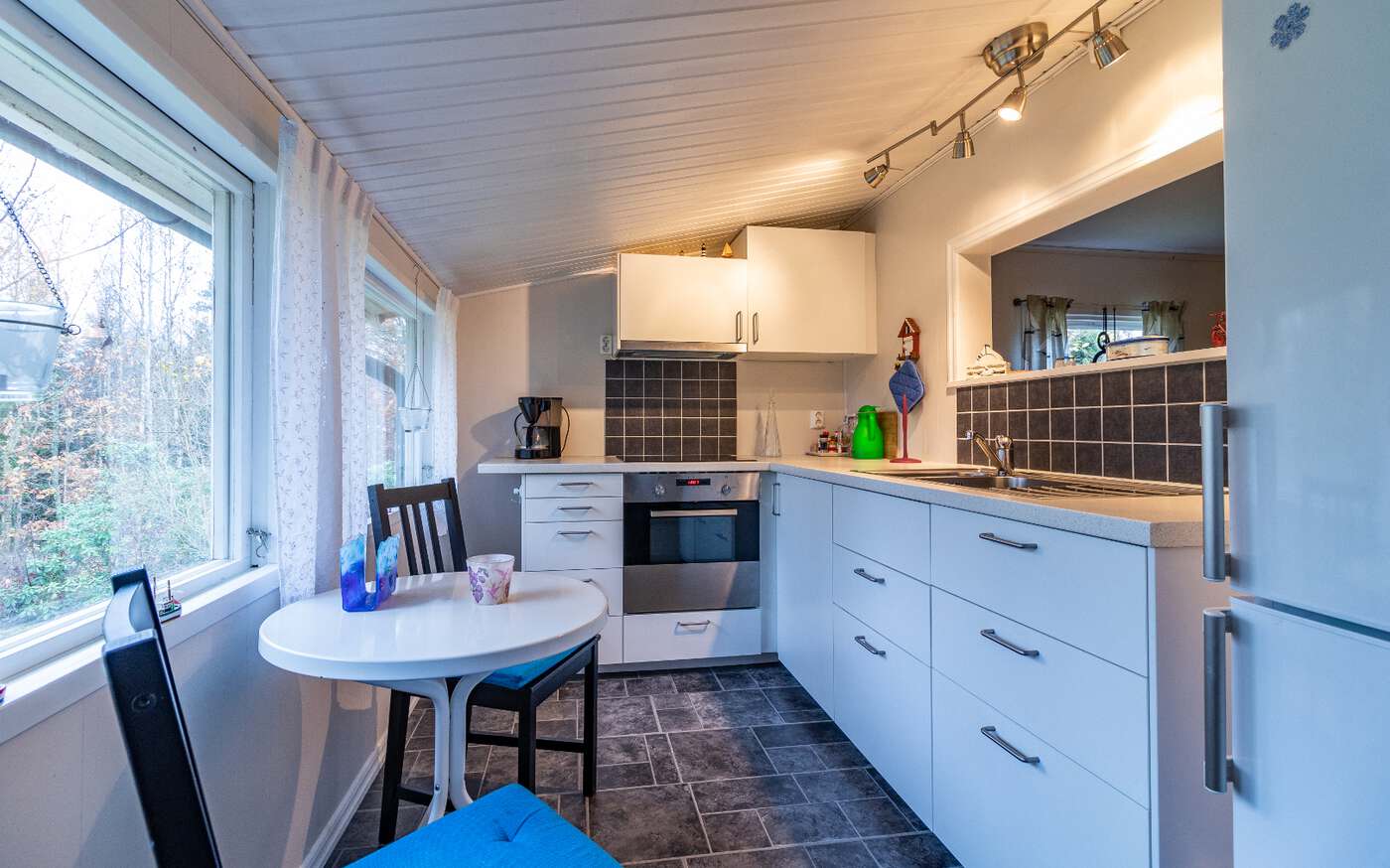 Västergård in seenaher Lage bei Hallaryd in Südschweden – bild 3 av 11